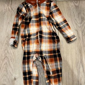 6-9m footed pajamas